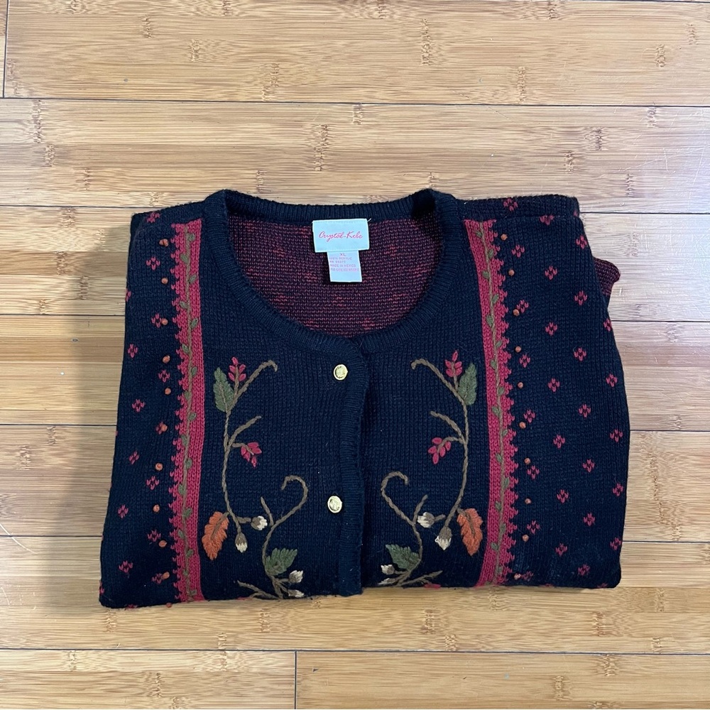 Crystal-Kobe Vintage Autumn Leaves Chic Black and Red Chunky Knit Cardigan - Picture 10 of 10